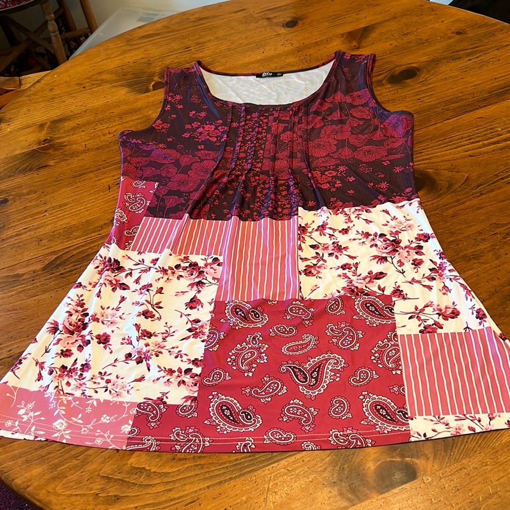 Lily Sleeveless Tunic Top Burgundy & White Size Large